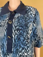 Elegant Blue Animal-Print Collared Shirt - Image 3