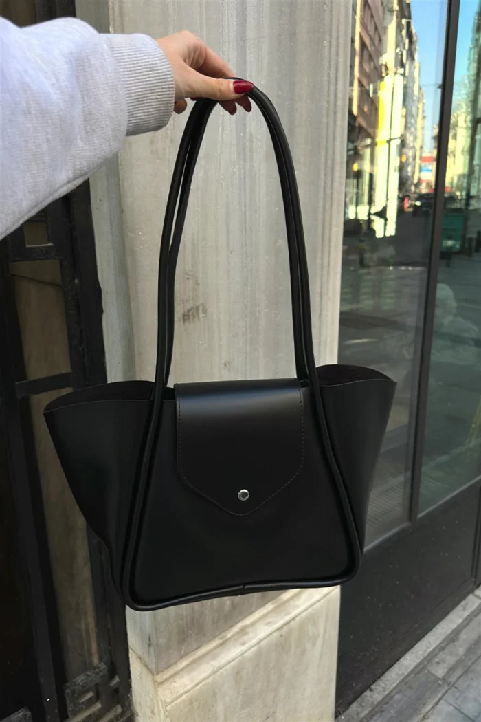 Elegant Black Faux Leather Bag - Image 7