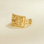 Elegant Antique-Style Etched Ring - Image 4