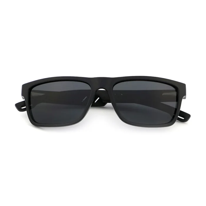 Stylish Black Rectangular Sunglasses - Image 2
