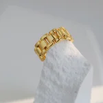 Elegant Link Chain Ring - Image 4