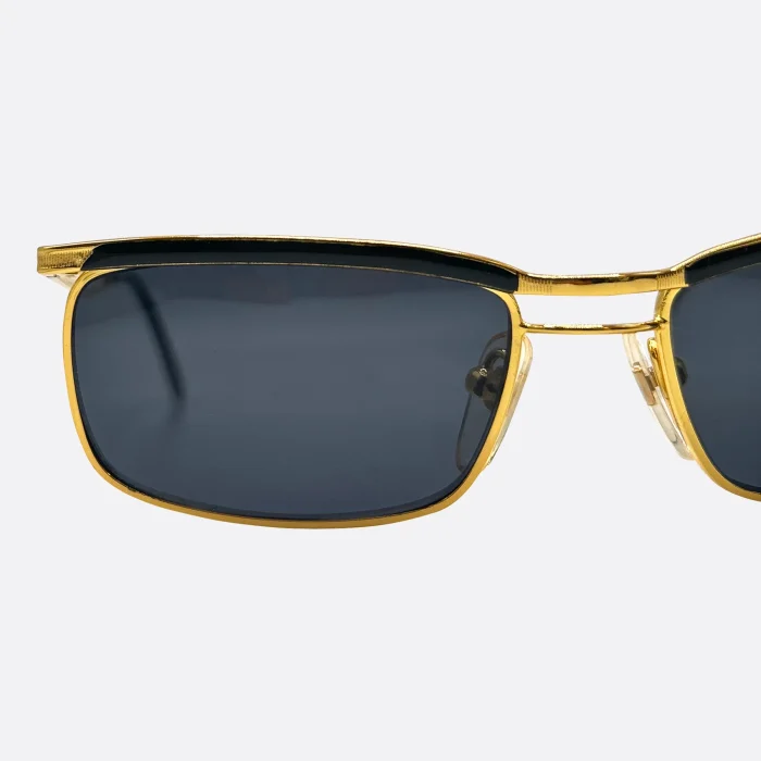 Stylish Rectangular Sunglasses - Image 10