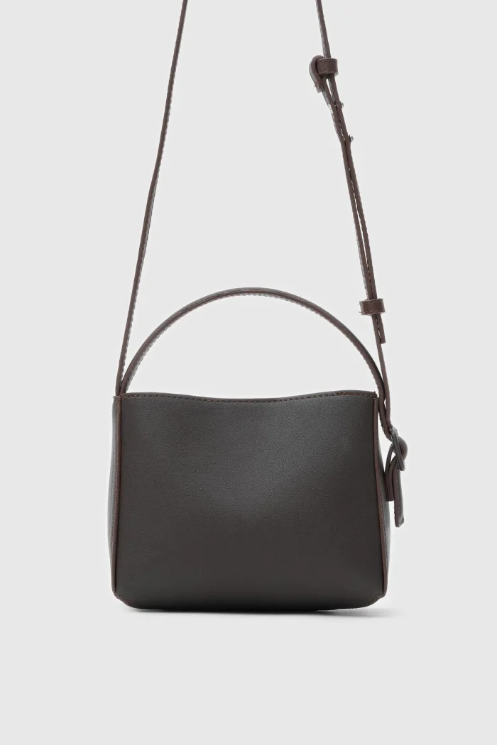 Chic Brown Crossbody Bag - Image 1
