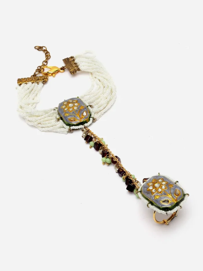 Elegant Beaded Hand Bracelet - Image 3